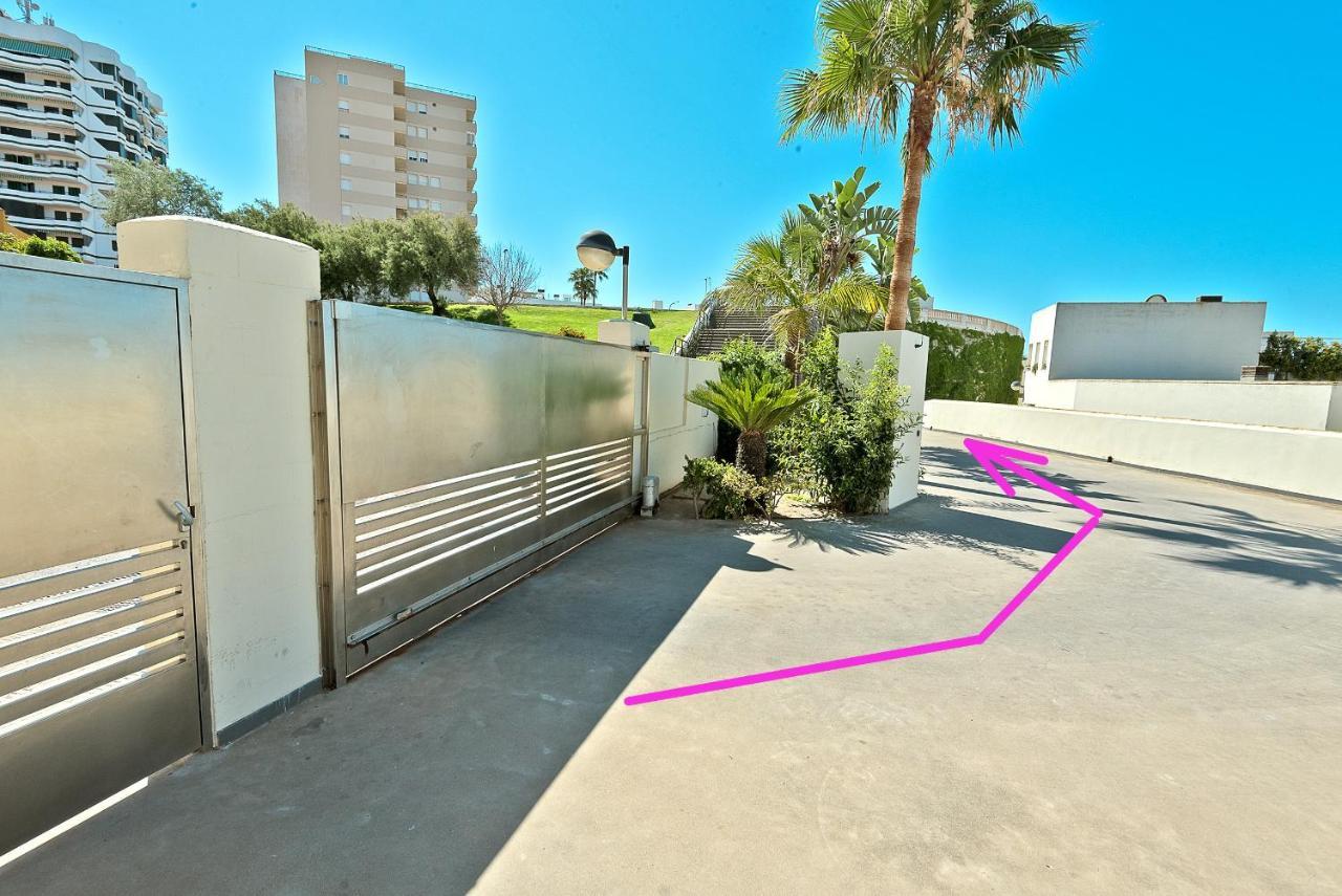On Beach Deluxe Apartment With Pools And Own Garden El Puerto de Santa Maria Bagian luar foto