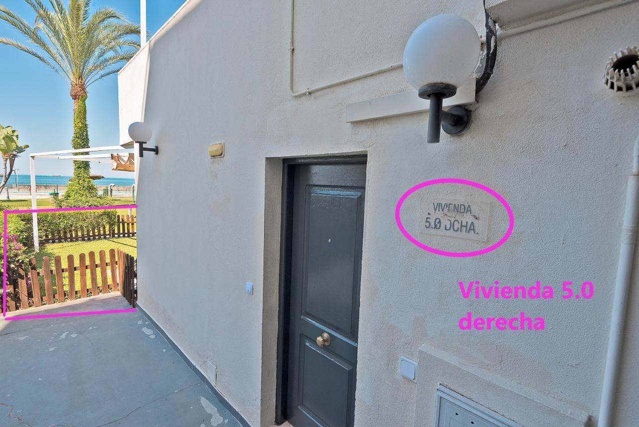 On Beach Deluxe Apartment With Pools And Own Garden El Puerto de Santa Maria Bagian luar foto